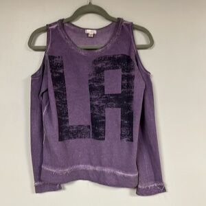 Super Cute XHILARATION 'cold shoulder' Purple long sleeve, LA graphic, XL